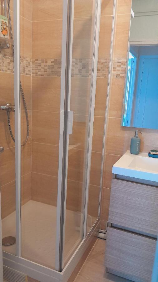 Chateauroux : Bel Appartement Avec Balcon Eksteriør bilde